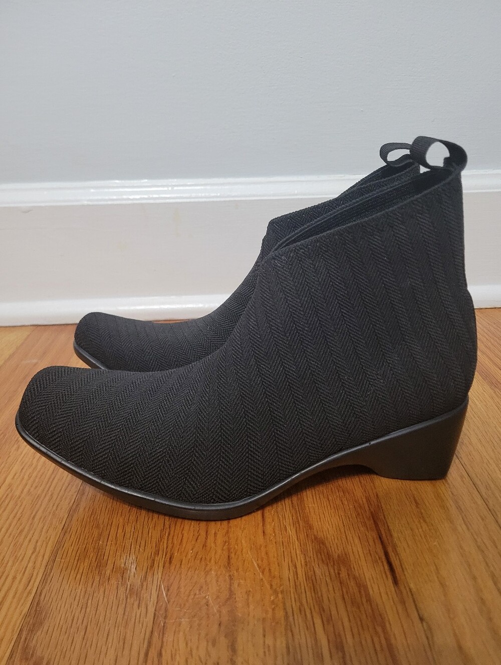 Charleston Shoe Co Lower King Bootie Sock Boot Size 8 Black Woven Slip‎ On - Picture 4 of 10
